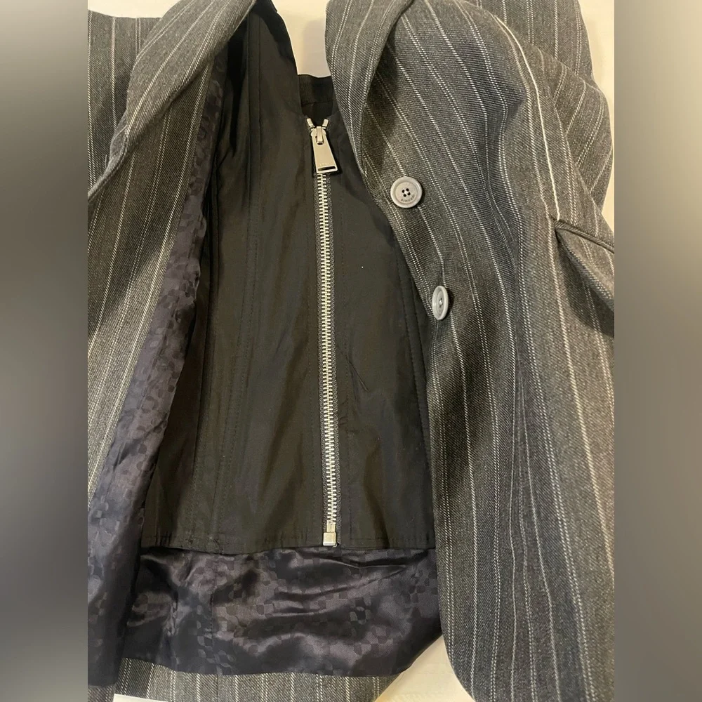 NWOT: SIMKHAI Gray Pinstripe Bustier Strapless Top Size 10 - Picture 9 of 13